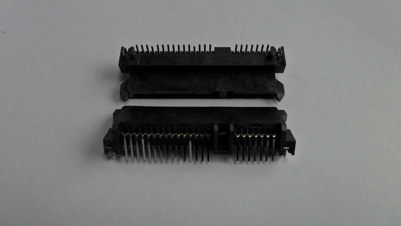 CA22-017 SATA 7+15P DIP H；6.74 板下型