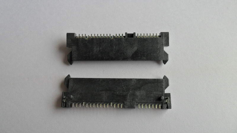 CA22-041 SATA 7+15P 母座SMT H3.50 板上側插式 3