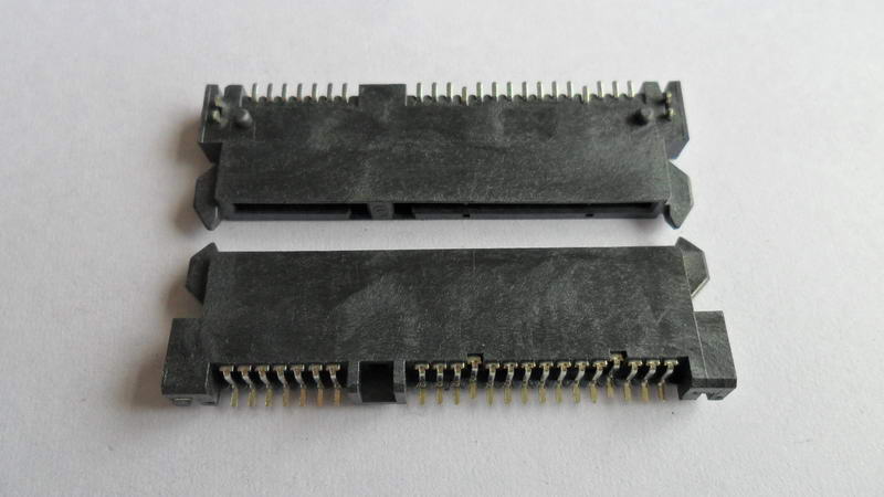 CA22-041 SATA 7+15P 母座SMT H3.50 板上側插式 4